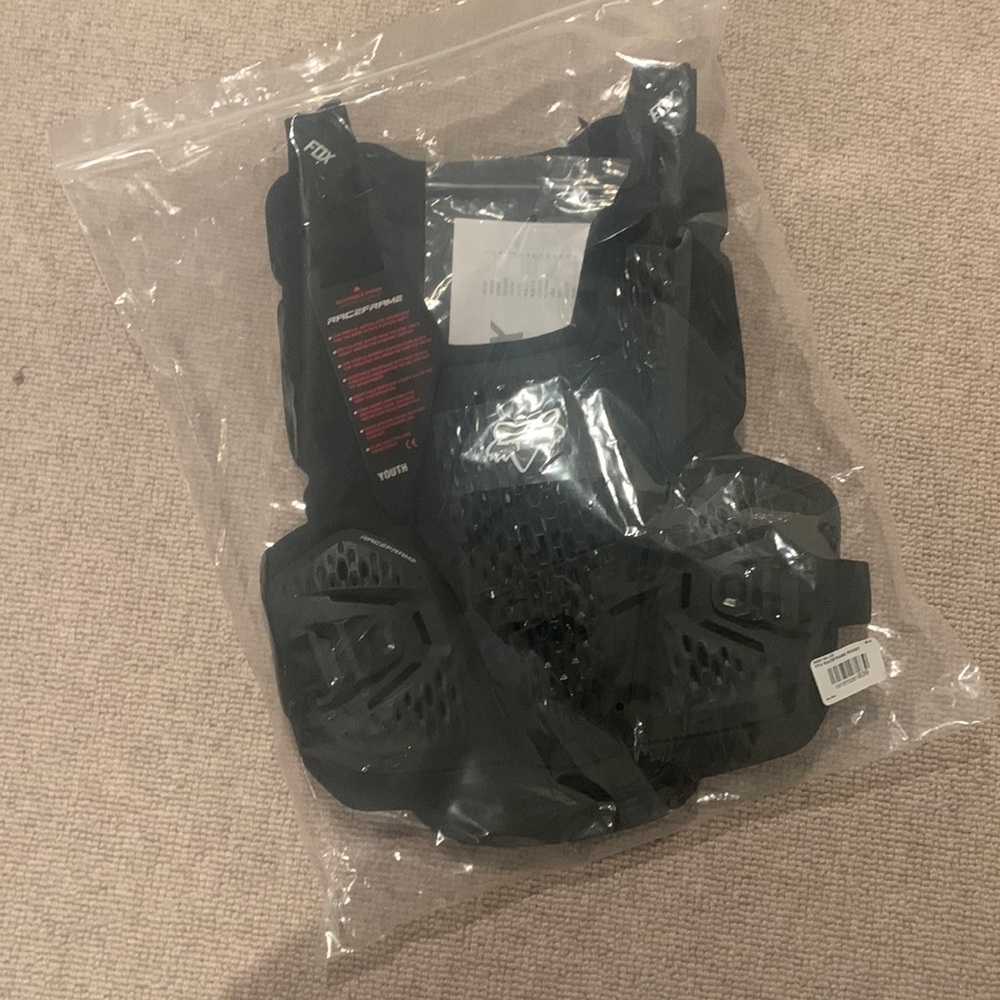 Youth fox chest protector